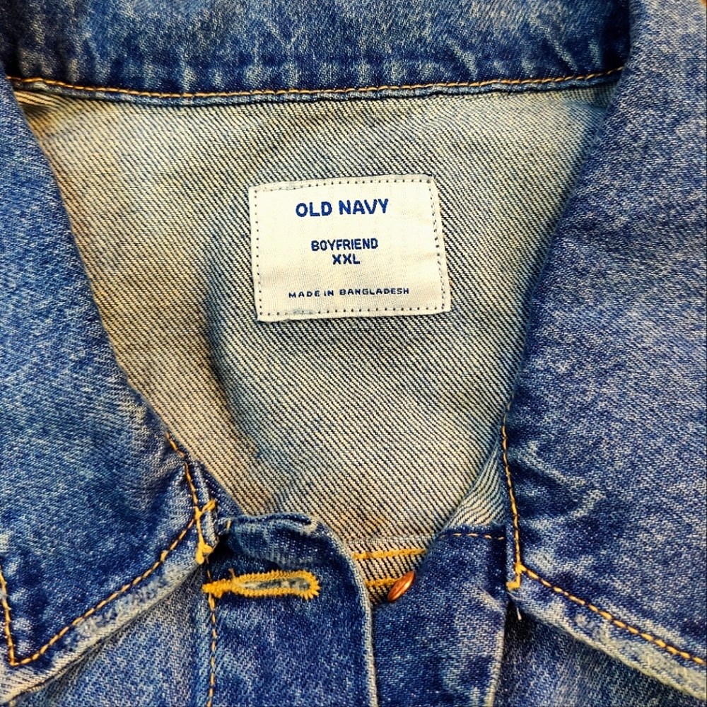 Old Navy Boyfriend Relaxed Jean Jacket - Picture 3 of 4